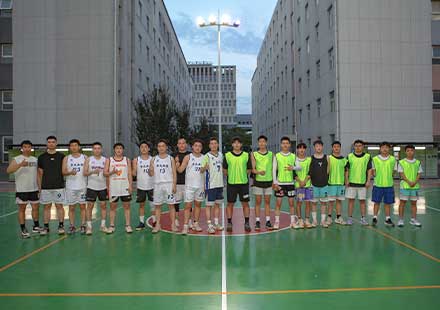 以球会友促交流，凝心聚力展风采 | 2025年LEwin乐玩微电VS华天科技（西安）公司篮球友谊赛